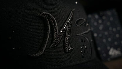 31 Hats Mago Total Black